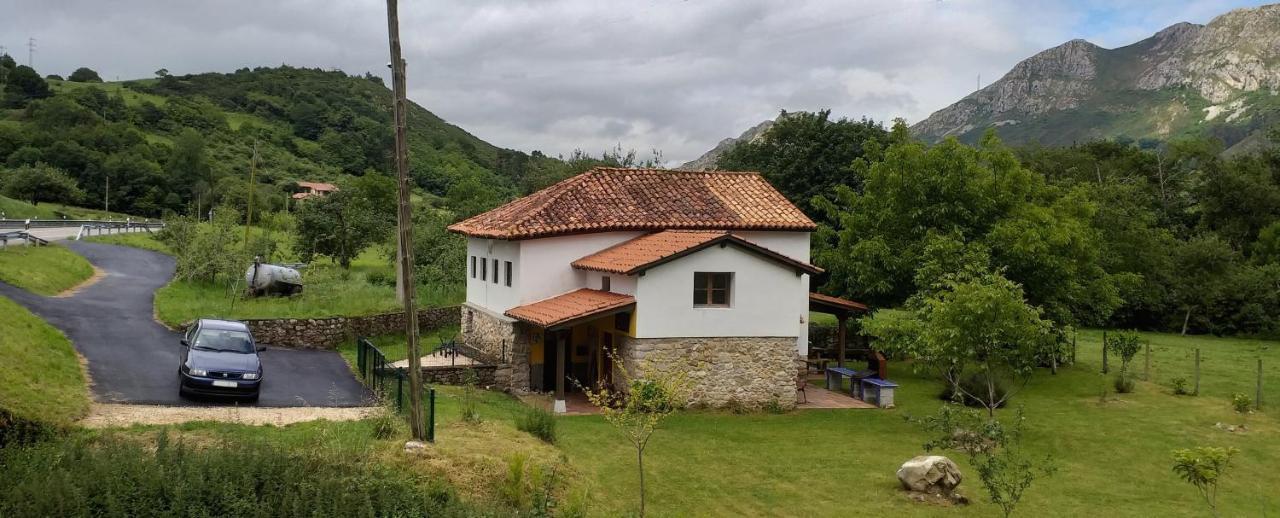 Casa Del Sella Villa El Llano Buitenkant foto